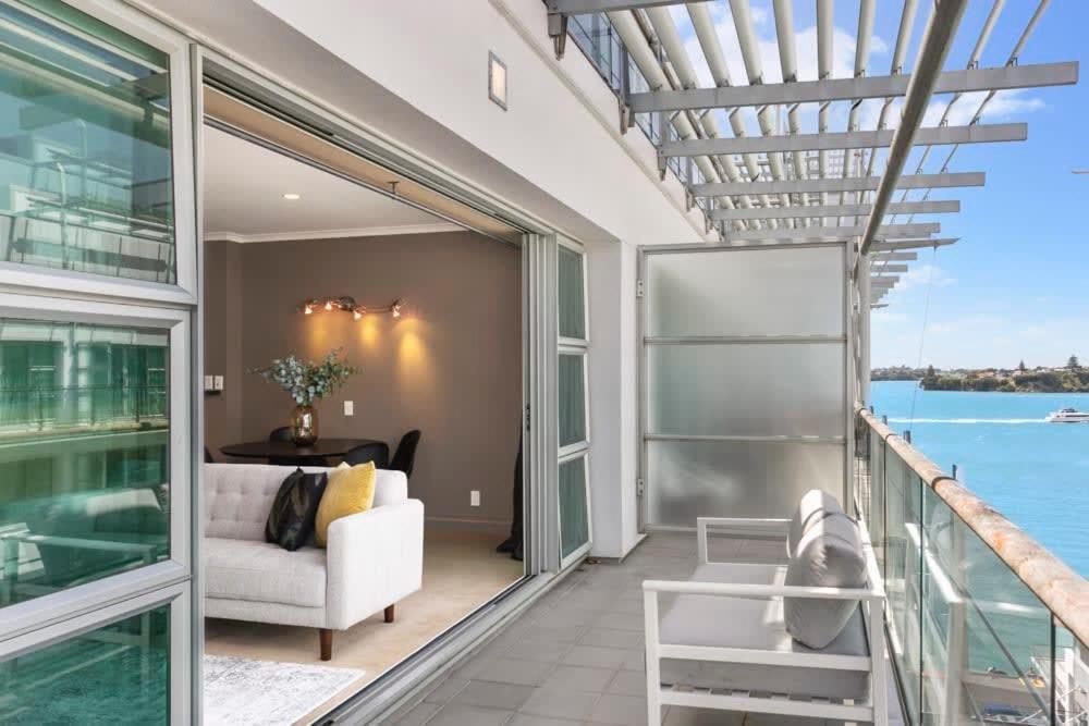 Beautiful Renovated 2 X Bdrm,Perfect Location Apartment Auckland Exterior photo